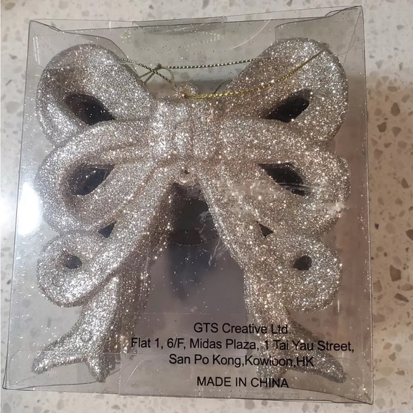 Rachel Zoe Gold Glitter Bow 4” Christmas Tree Ornaments Set of 6 NEW IN BOX - Picture 1 of 8